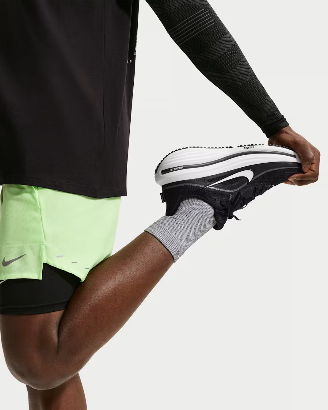 NIKE AIR WINFLO 12 BLACK/WHITE-DK SMOKE GREY