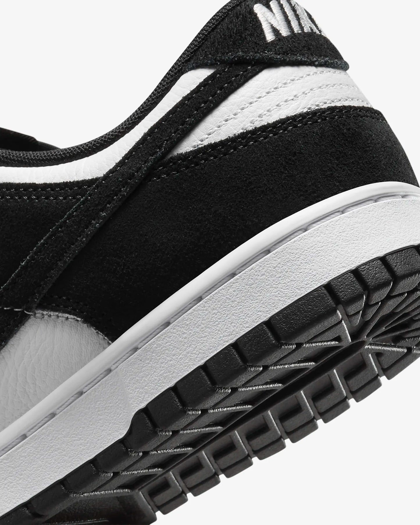 NIKE DUNK LOW RETRO SE LEATHER/SUEDE TENIS PARA HOMBRE