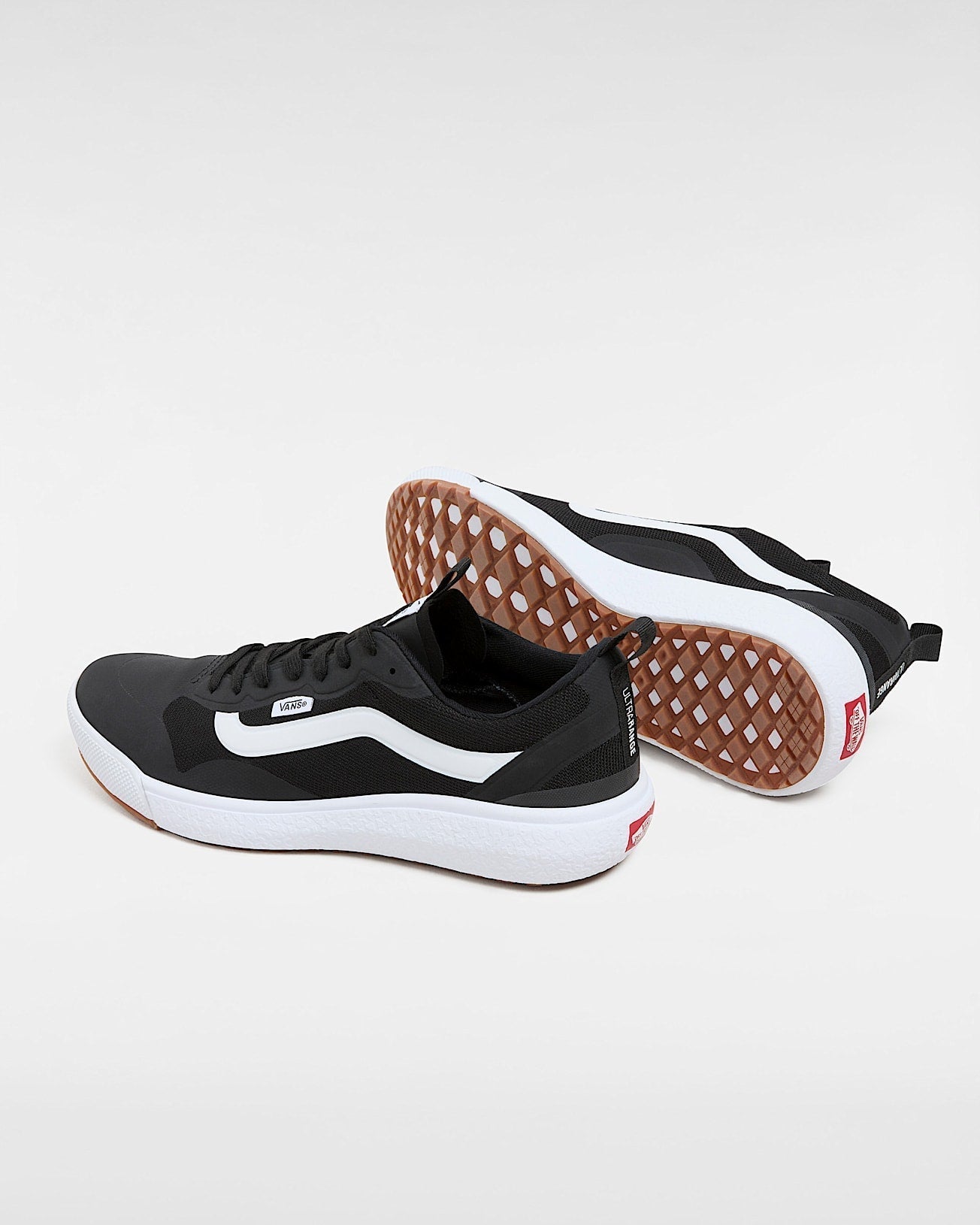 VANS ULTRARANGE EXO “BLACK”