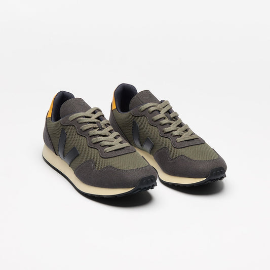 VEJA SDU ALVEOMESH KAKI BLACK OURO