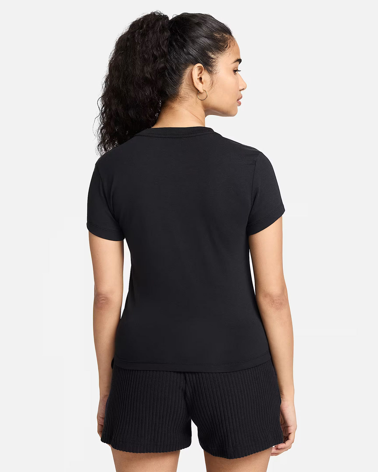 CAMISETA NIKE SPORTSWEAR CHILL KNIT DE MUJER