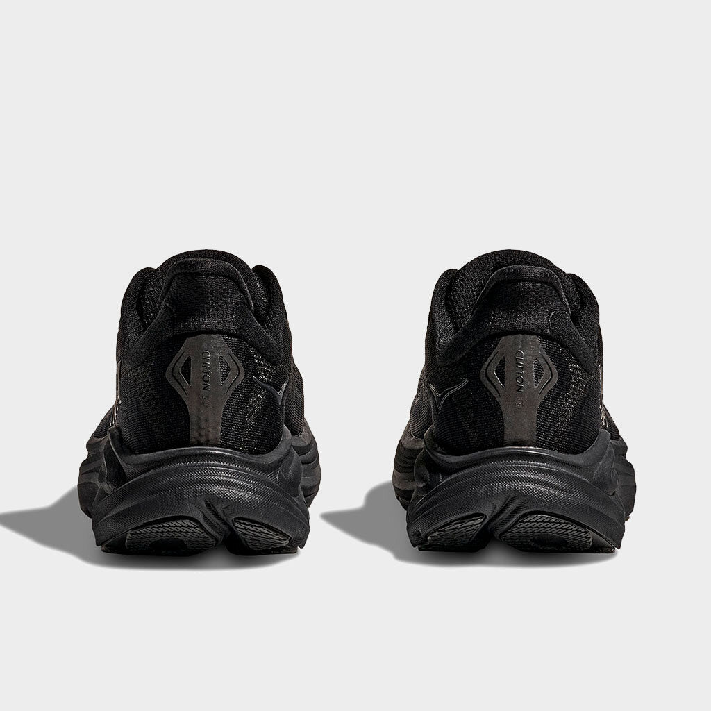HOKA CLIFTON 10 BLACK/BLACK