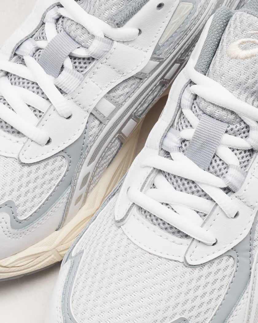 GEL-NYC 2055 GLACIER GREY/WHITE