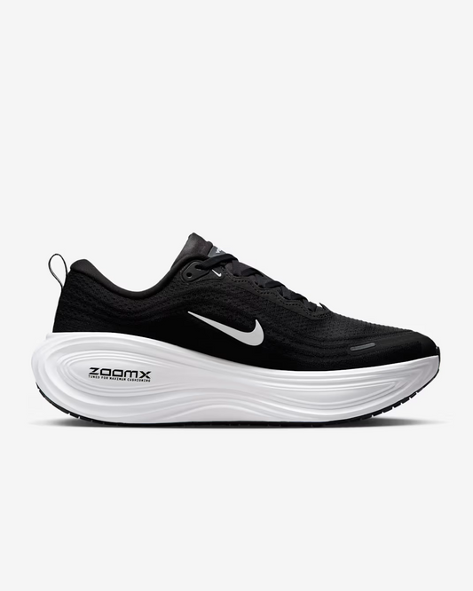 NIKE VOMERO PLUS BLACK/WHITE