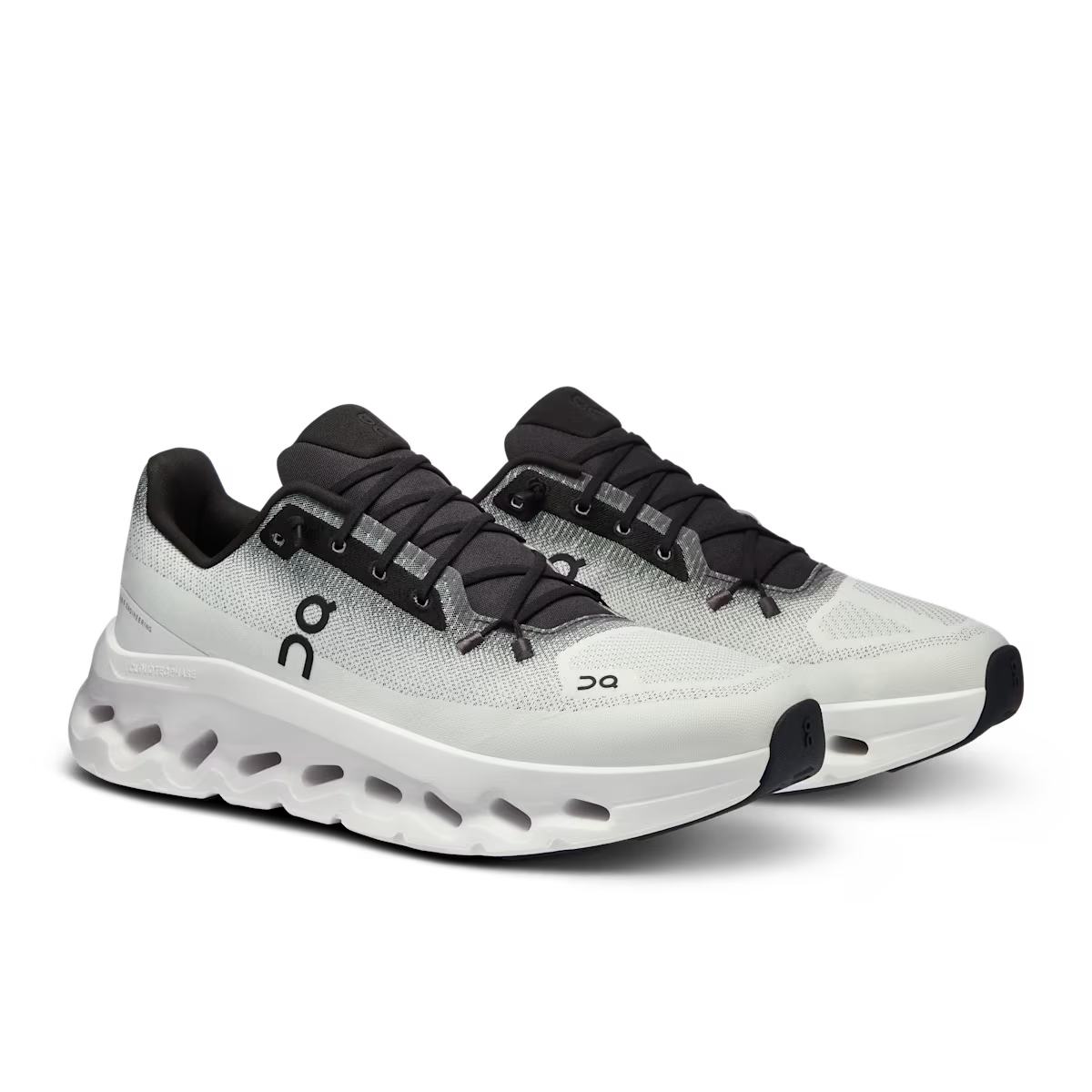 CLOUDTILT BLACK/IVORY