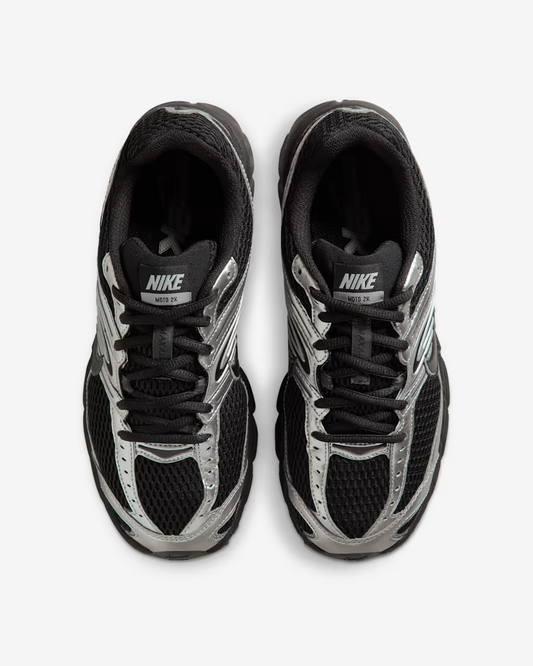 W NIKE AIR MAX MOTO 2K BLACK/METALLIC/SILVER