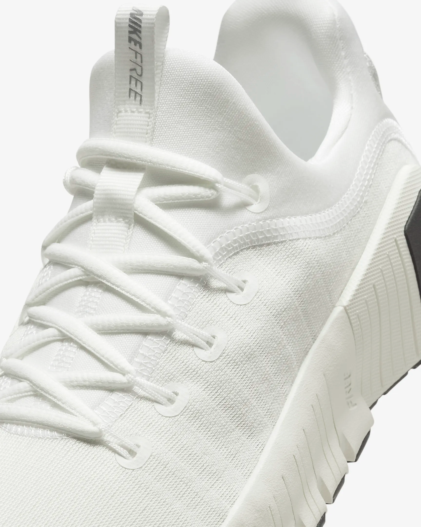 NIKE FREE METCON 6 PREMIUM WOMEN'S WORKOUT SHOES WITH METALLIC ACCENTS