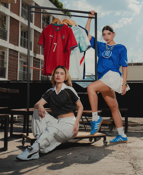 Mujer Retro Futbol
