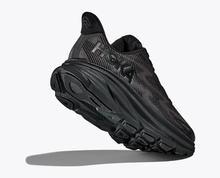 HOKA ONE ONE SKYFLOW NEGRO BLANCO