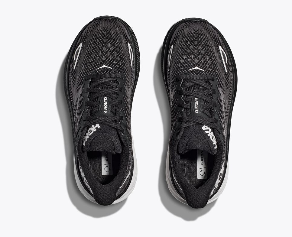 HOKA ONE ONE SKYFLOW NEGRO BLANCO