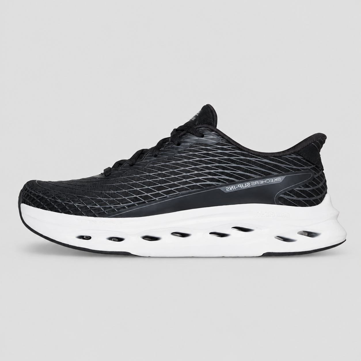 MAX CUSHIONING GLIDE-STEP BLACK/WHITE