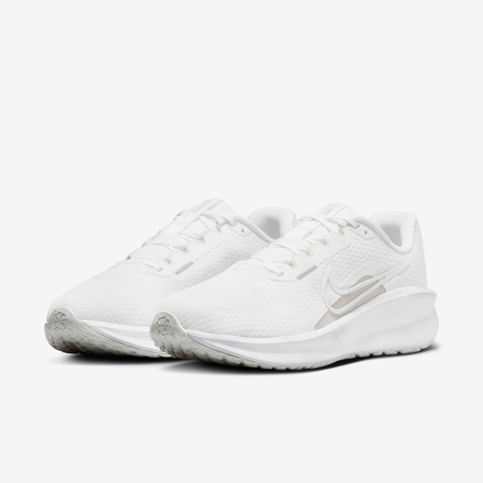 NIKE DOWNSHIFTER 13 - WHITE/WOLF GREY HOMBRE