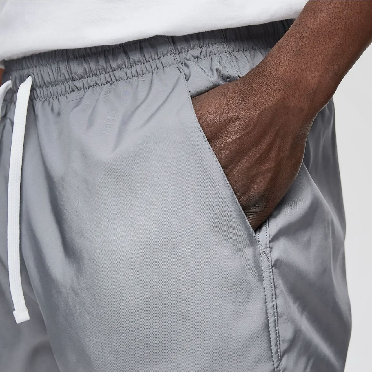 SHORTS NIKE SPORTSWEAR ESSENTIALS GREY