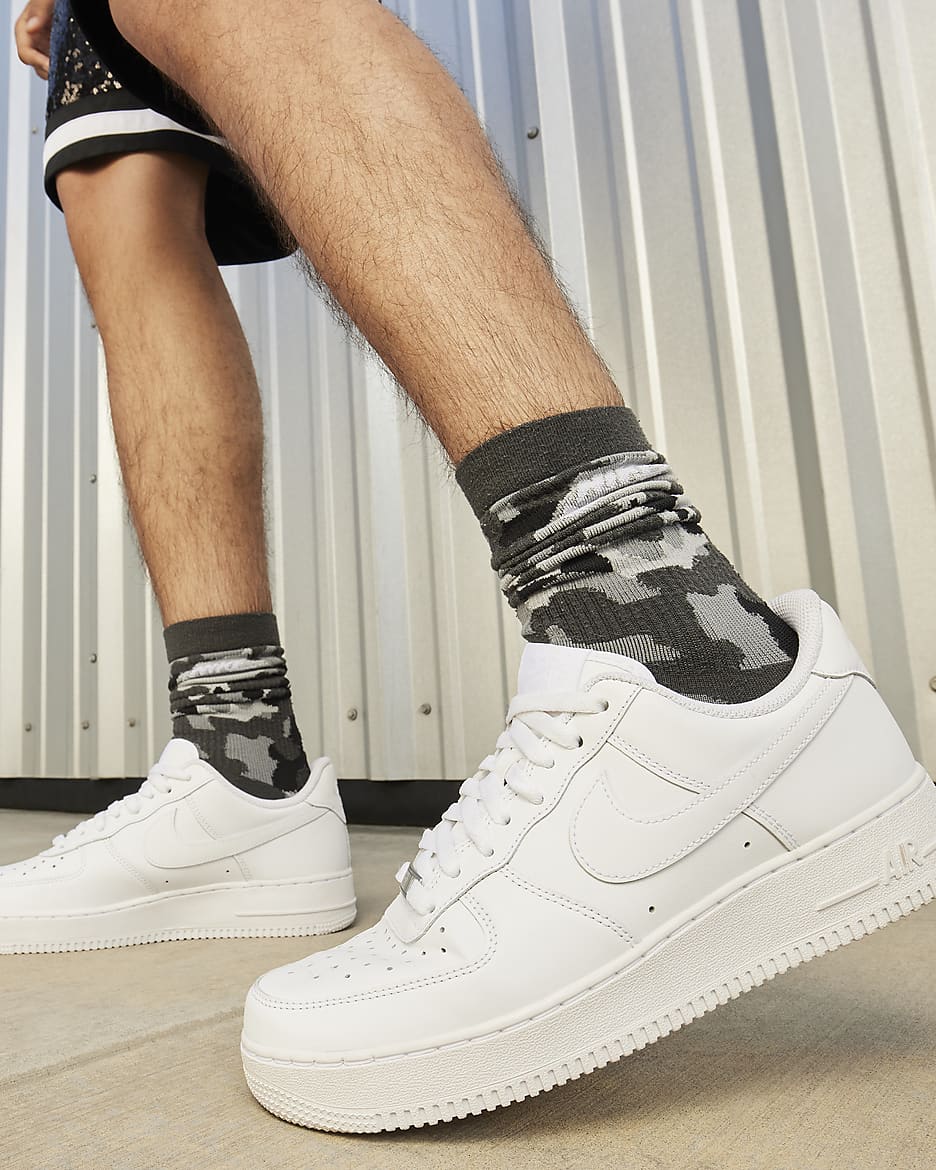NIKE AIR FORCE 1 '07 TENIS PARA HOMBRE