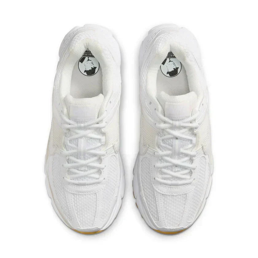 NIKE ZOOM VOMERO 5 WHITE