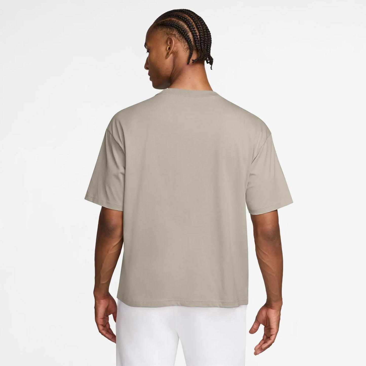 U NSW TEE LSE SHRT BOXY ESSNTL - CREAM II