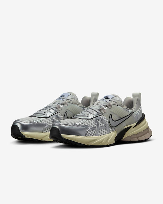NIKE V2K RUN MEN'S SHOES