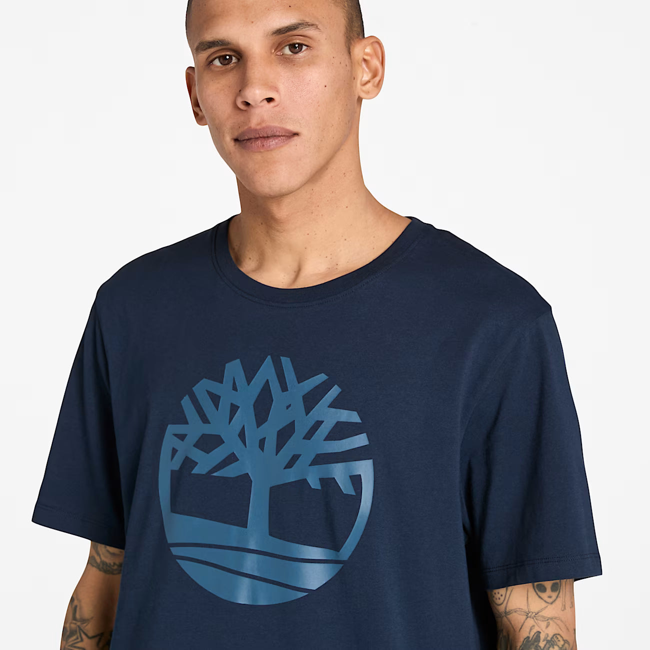 TIMBERLAND MEN'S NAVY BLUE KENN TREE LOGO SHORT SLEEVE