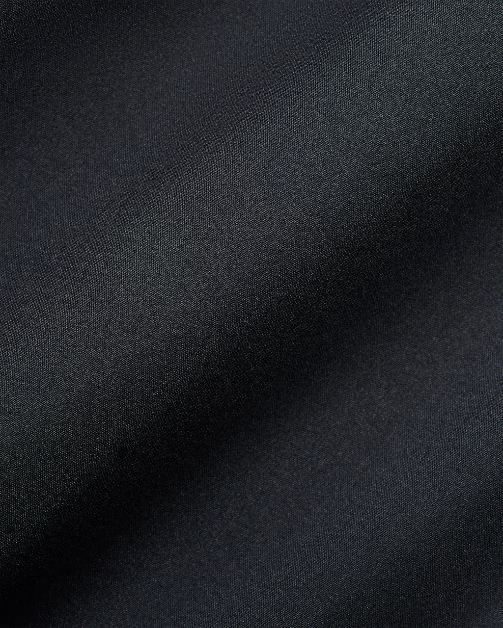 M NK DF FORM GFX FILL SHRT 7IN BLACK/WHITE
