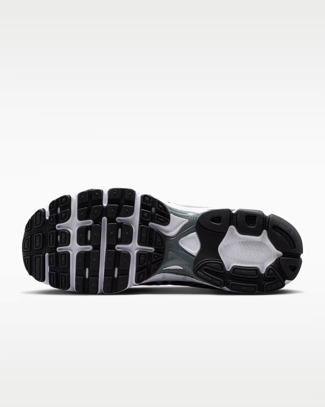 NIKE AIR MAX MOTO 2K PF WHITE/GREY/BLK