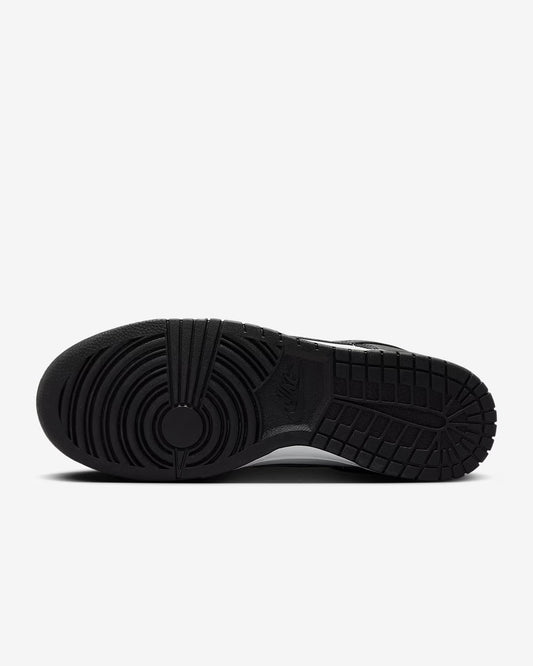DUNK LOW RETRO BTTYS BLACK/WHITE