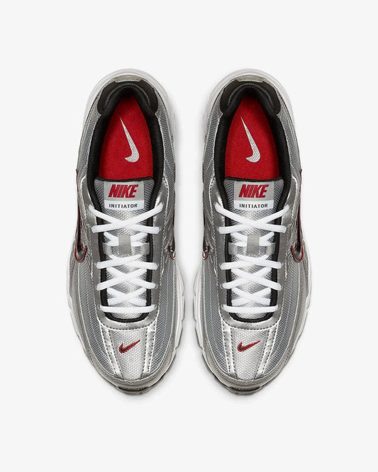 NIKE INITIATOR