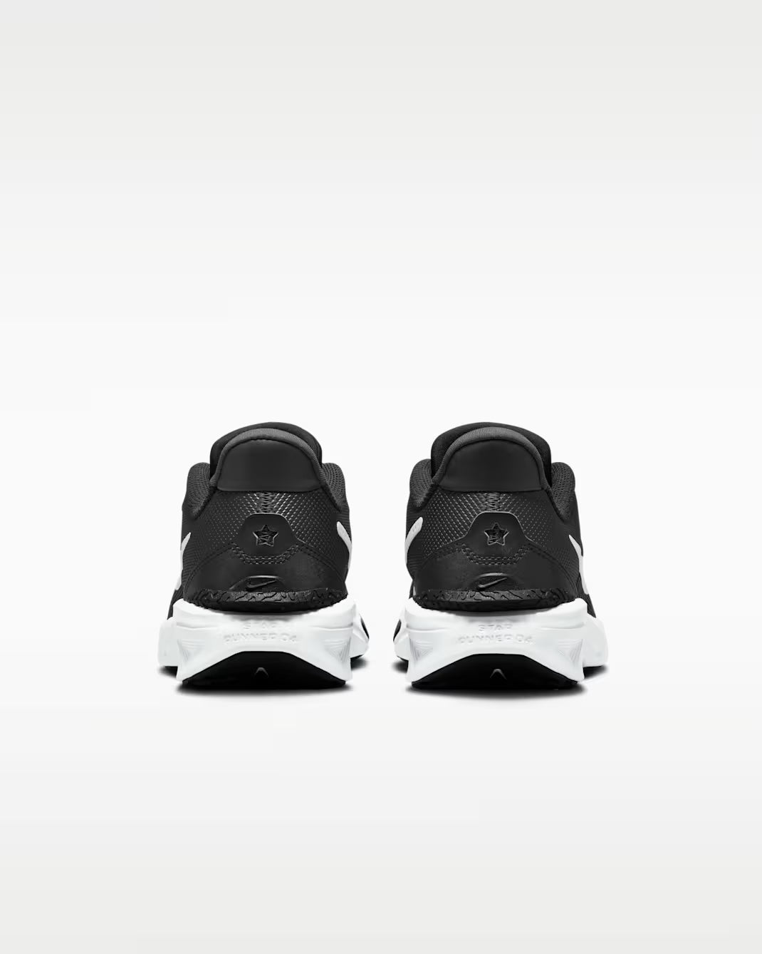 NIKE STAR RUNNER 4 GS WHITE/BLACK JUNIOR UNISEX