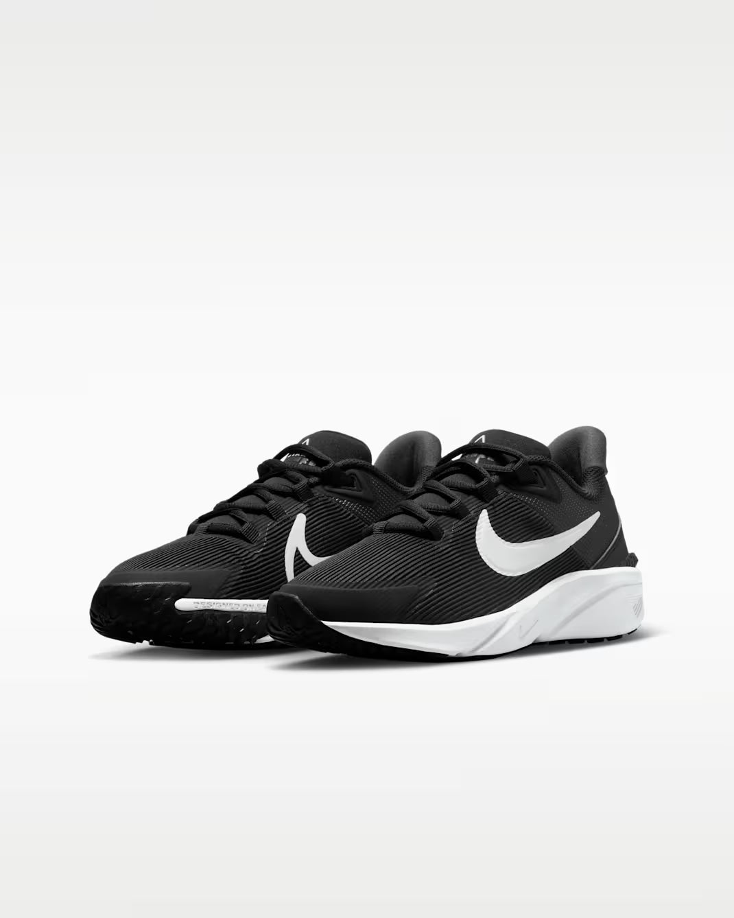 NIKE STAR RUNNER 4 GS WHITE/BLACK JUNIOR UNISEX