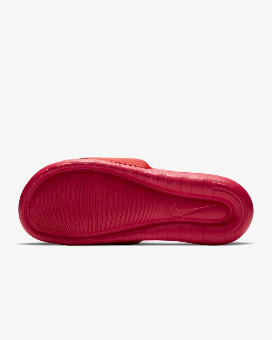 NIKE VICTORI ONE SLIDE – UNIVERSITY RED/BLACK