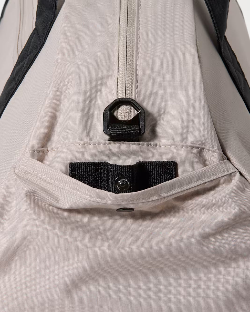 NK GYM CLUB BAG GREY/BLACK MUJER