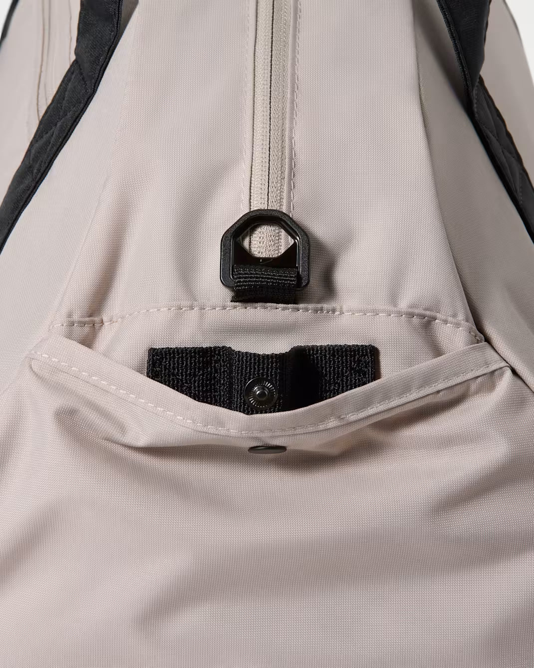 NK GYM CLUB BAG GREY/BLACK MUJER