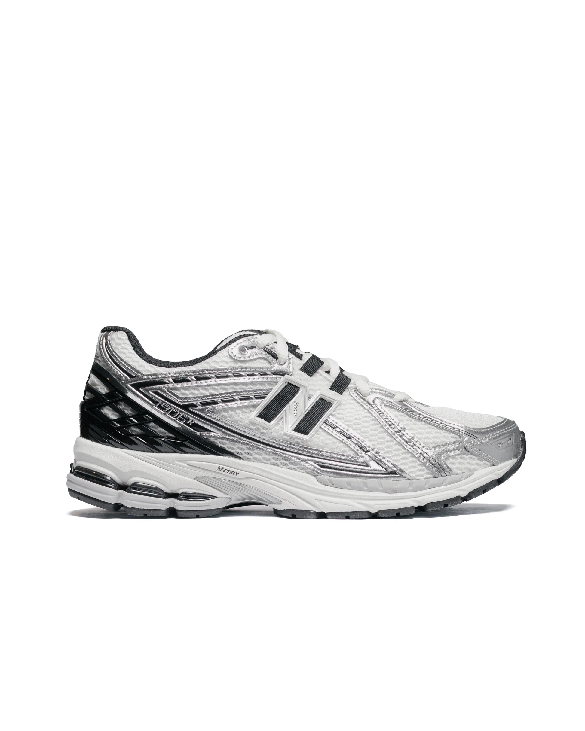 NEW BALANCE 1906R SILVER /METALLIC/BLACK MUJER