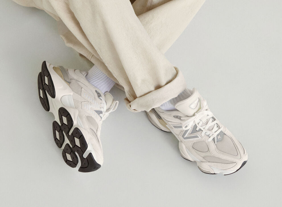 NEW BALANCE 9060 SEA SALT / MOONBEAM MUJER