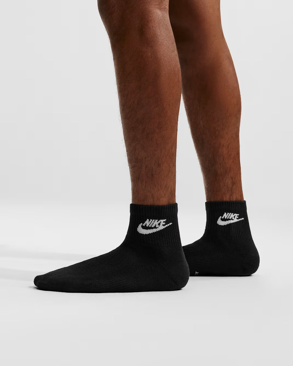 U NK ED ELVD ANK 3P FUTRA -144 BLACK