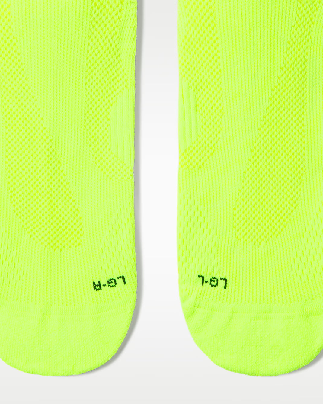 U NK LTWT RUN MCRW 1PR - 200 LIGHTWEIGHT HOMBRE
