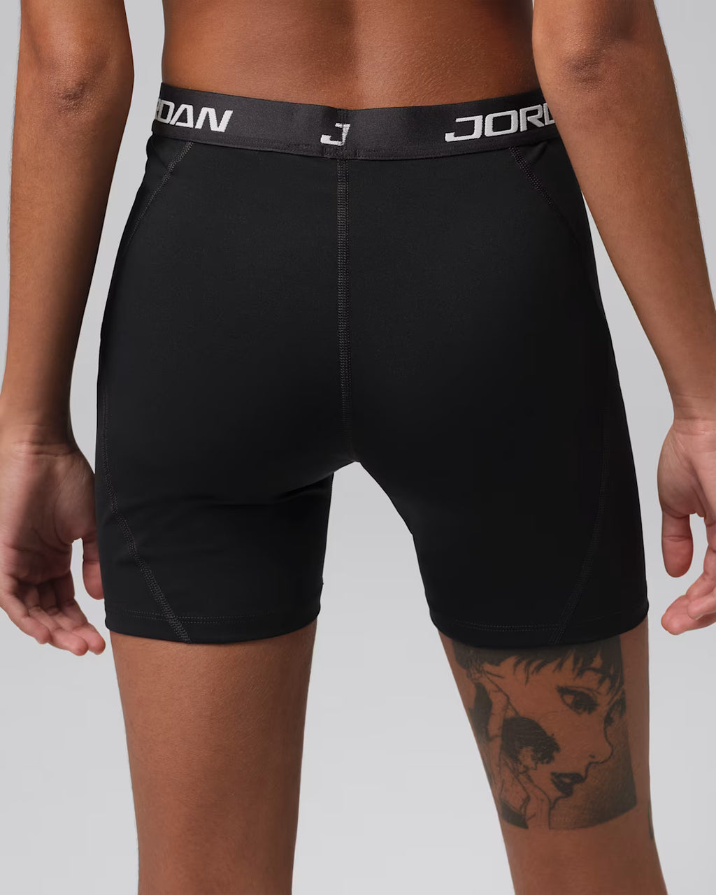 JORDAN SHORTS LICRA SPORT ESSENTIALS DRI-FIT 5" (BLACK/WHITE) MUJER