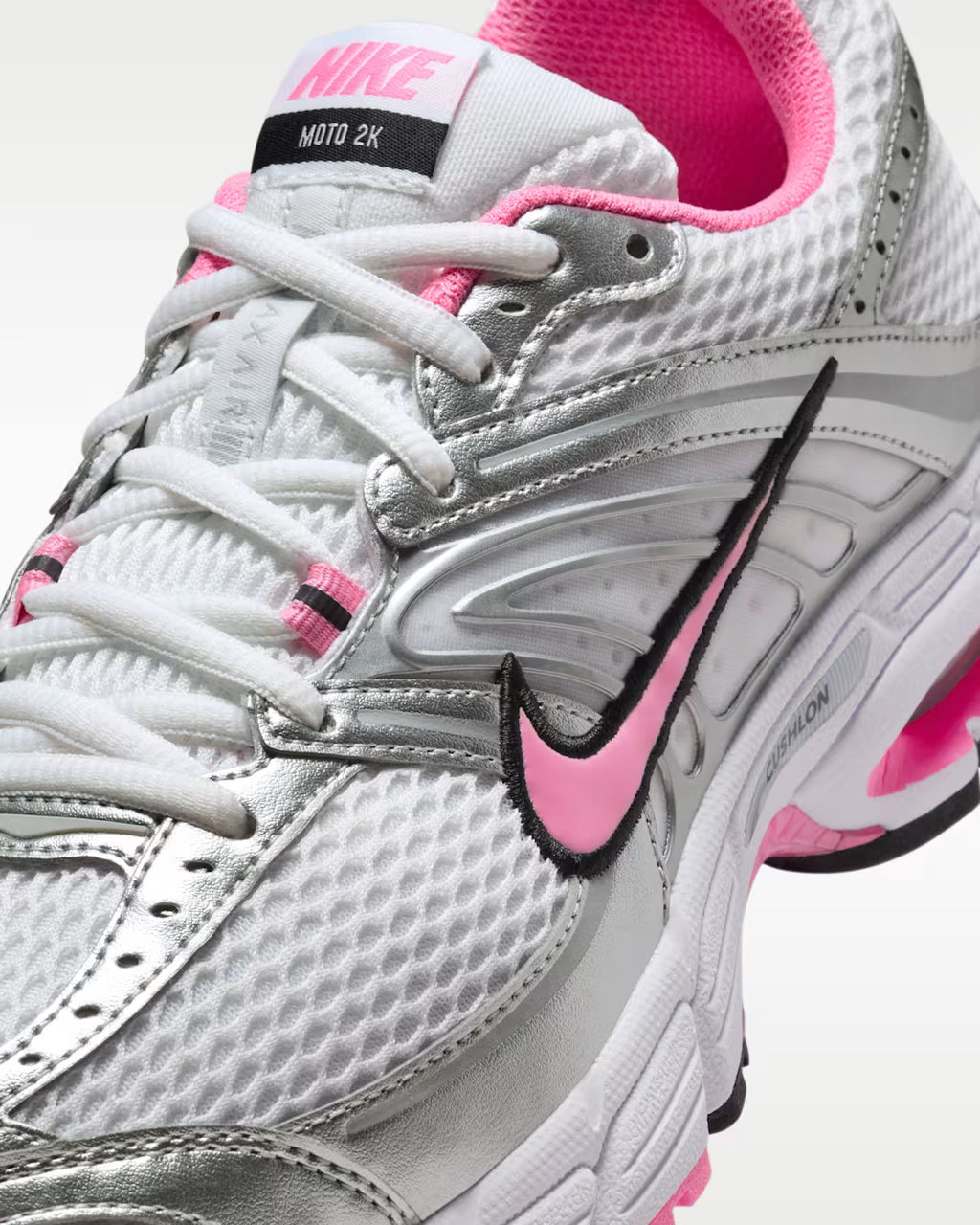 W NIKE AIR MAX MOTO 2K SILVER/PINK MUJER