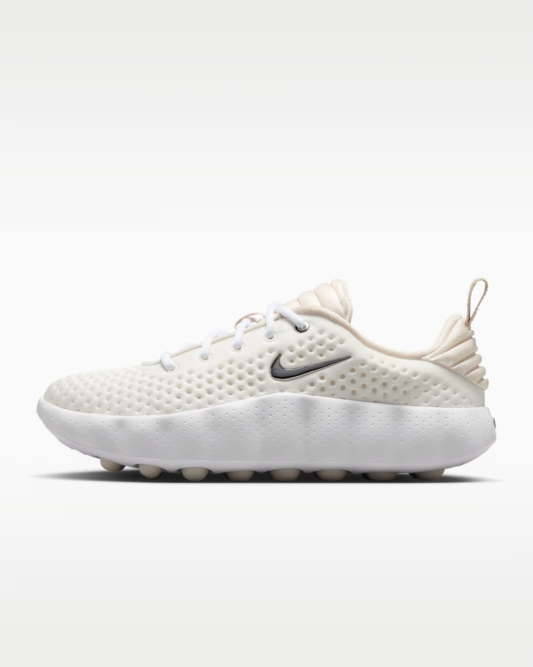 NIKE MIND 002 SUMMIT/WHITE/METALLIC MUJER