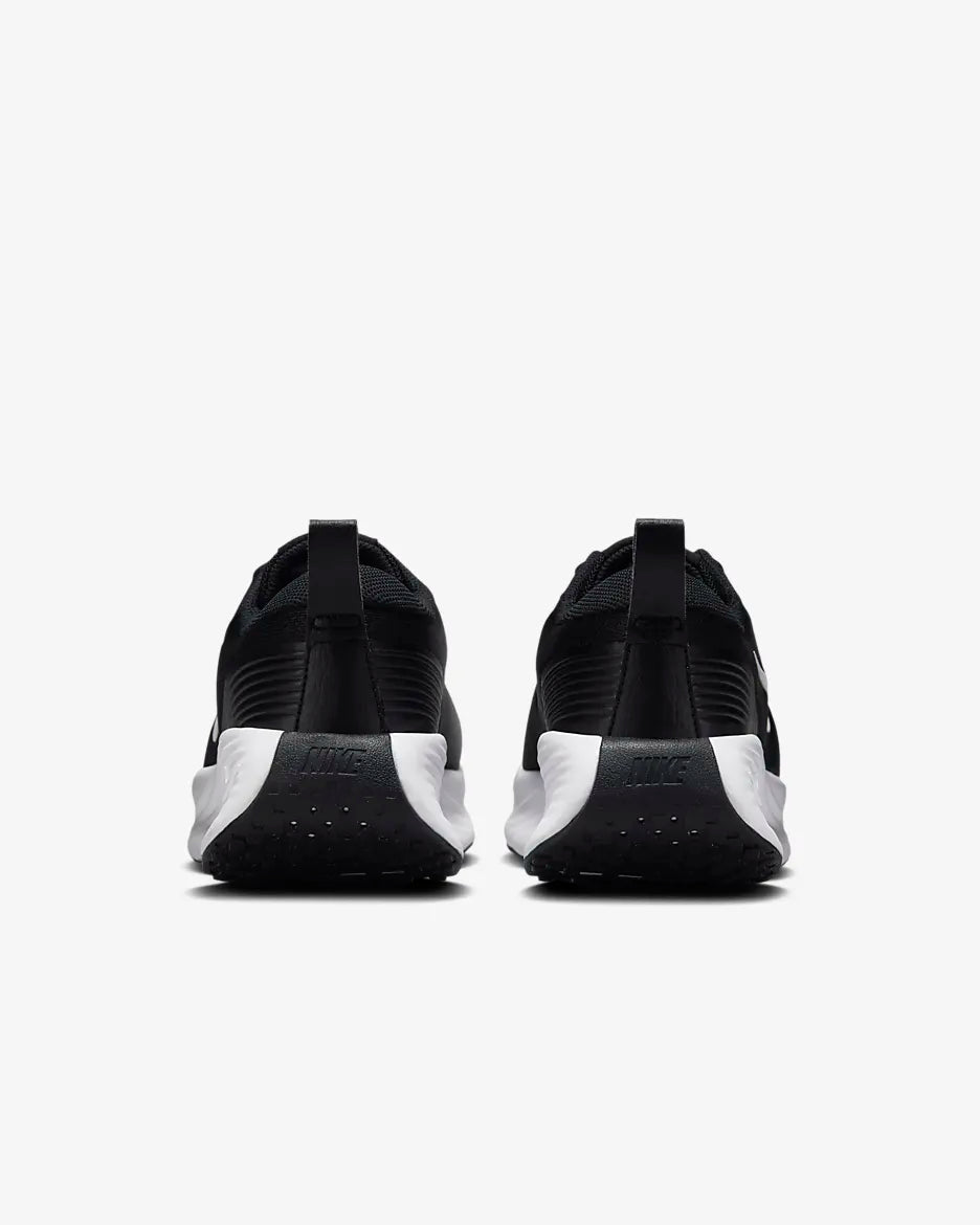 NIKE PROMINA TENIS DE CAMINATA PARA HOMBRE