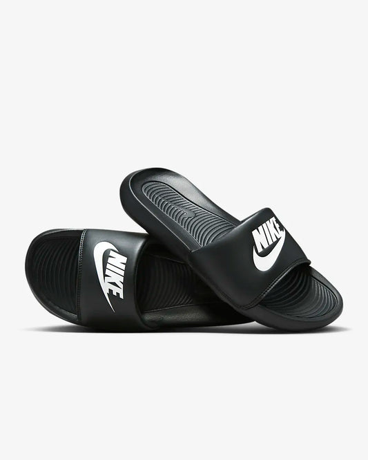 Nike Victori One BLACK/WHITE