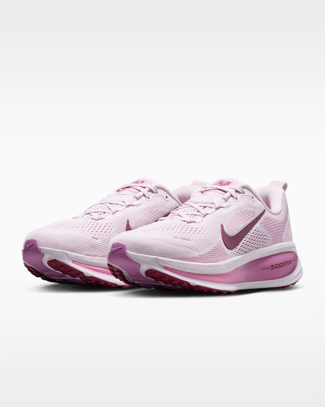 NIKE VOMERO 18 LILAC/PINK SMOKE MUJER