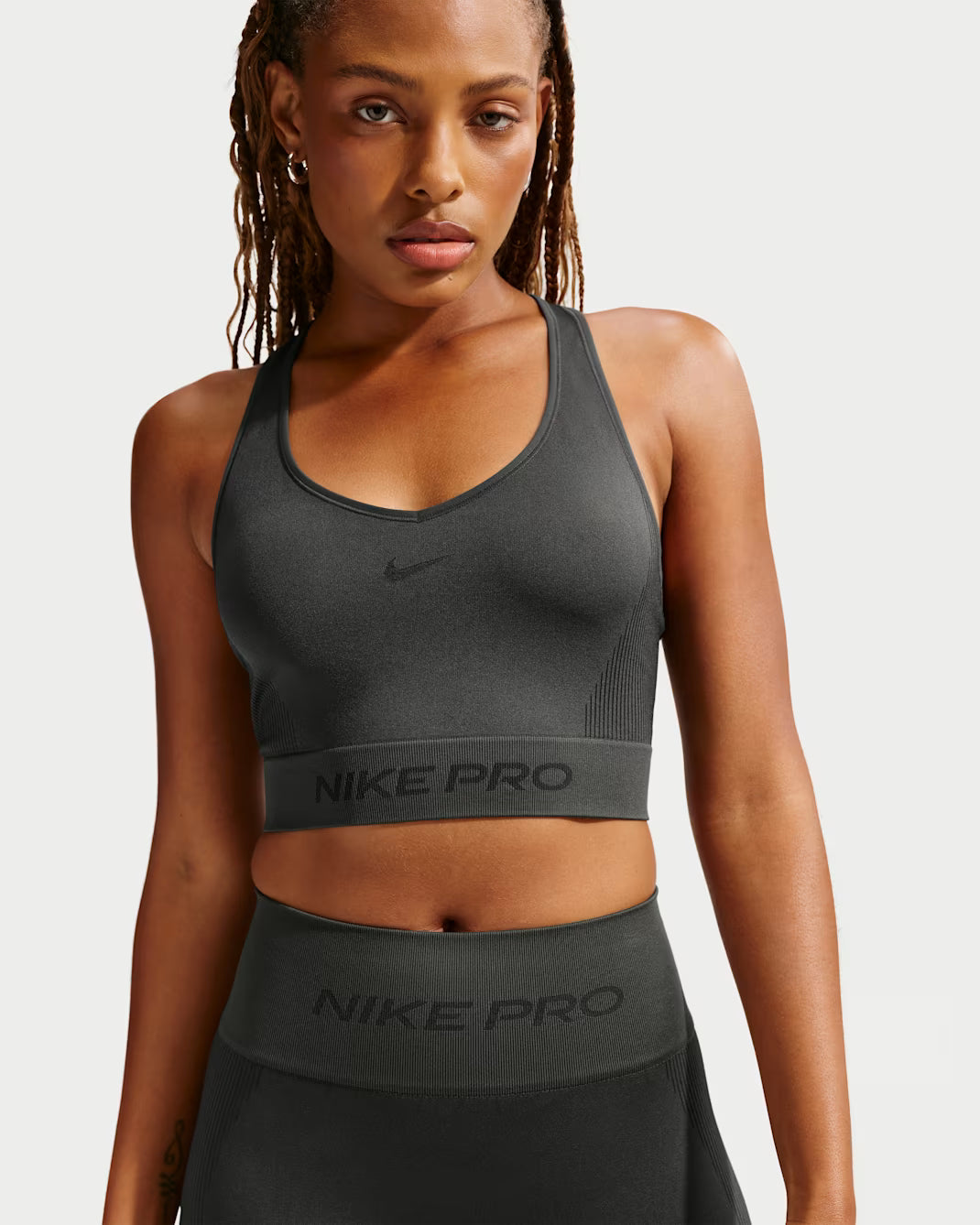 W NP DF SMLS TANK DK SMOKE GREY MUJER