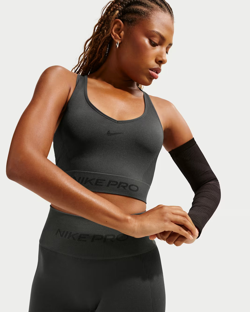 W NP DF SMLS TANK DK SMOKE GREY MUJER