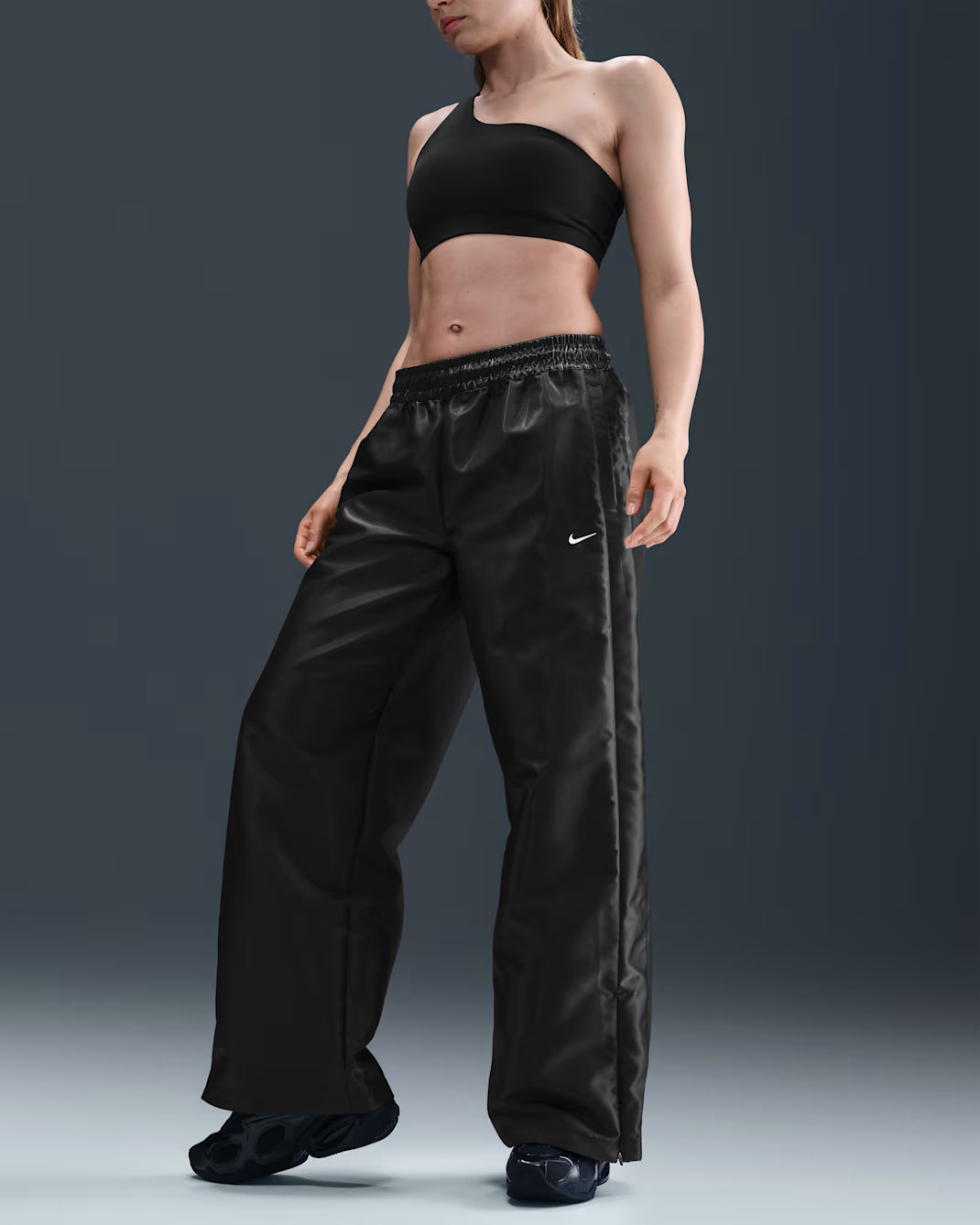 NIKE PANTALÓN WINDRUNNER WOMEN'S SHINE PANTS (BLACK) MUJER