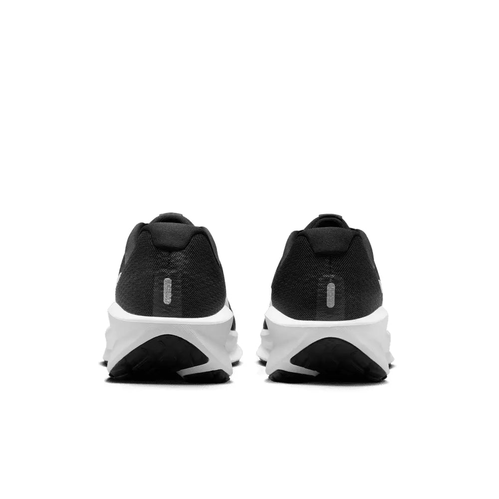 NIKE DOWNSHIFTER 13 TENIS DE CORRER EN PAVIMENTO PARA HOMBRE