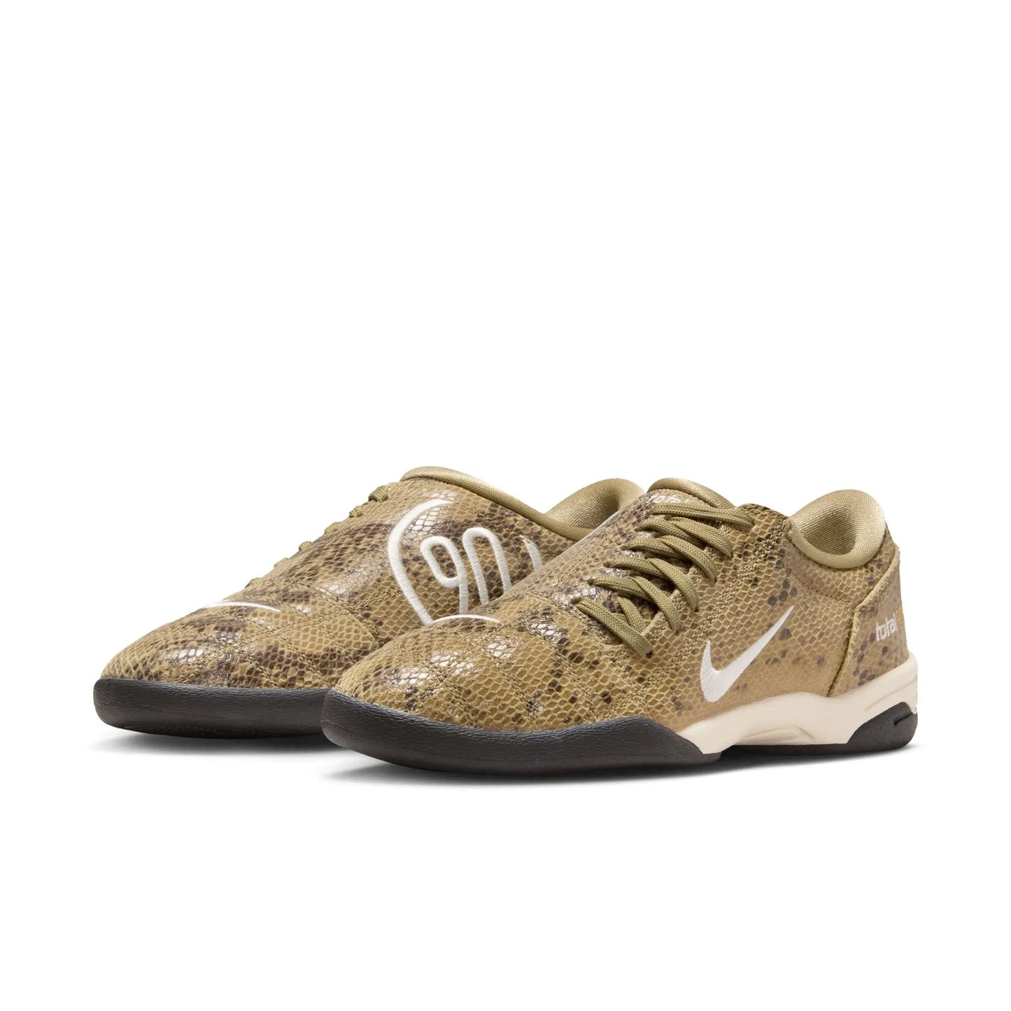 WMNS NIKE TOTAL 90 SE BEIGE/PALE/IVORY