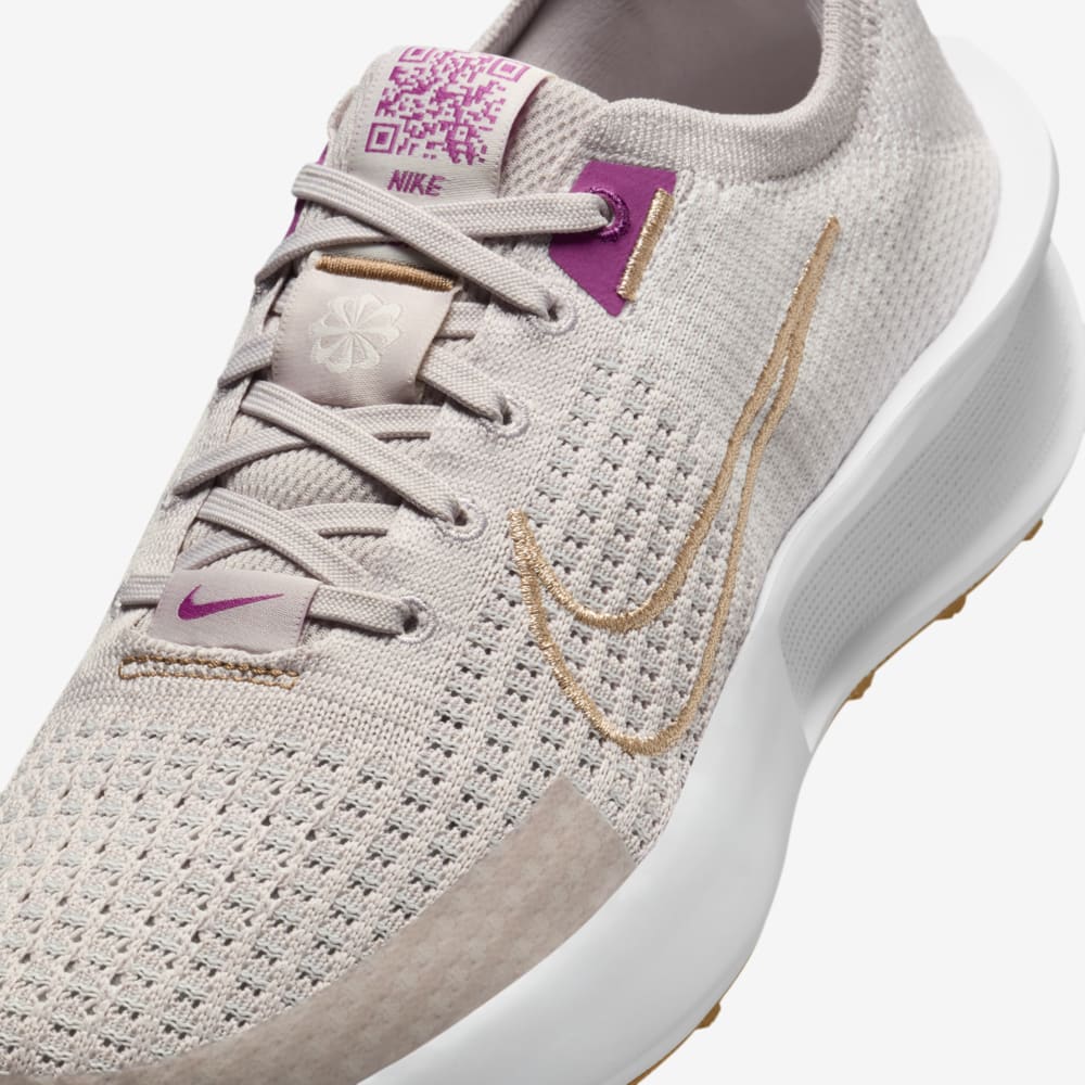 NIKE INTERACT RUNWOMEN'S ROAD RUNNING SHOES