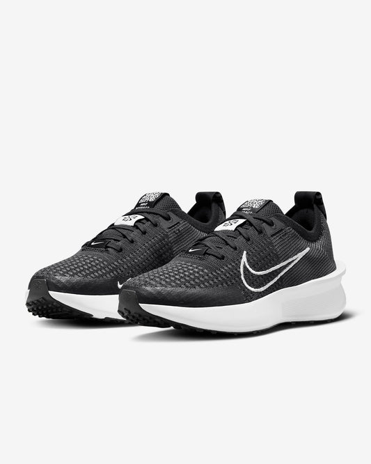 NIKE INTERACT RUN TENIS DE CORRER EN PAVIMENTO PARA MUJER
