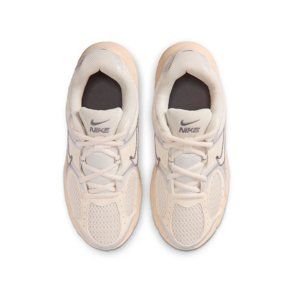 NIKE V5 RNR BG BEIGE