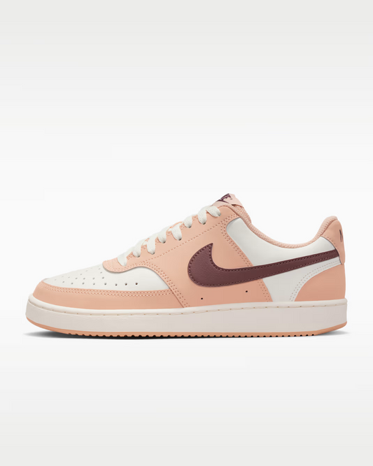 W NIKE COURT VISION LO P NBK SHIMMER/SAIL-TATTO